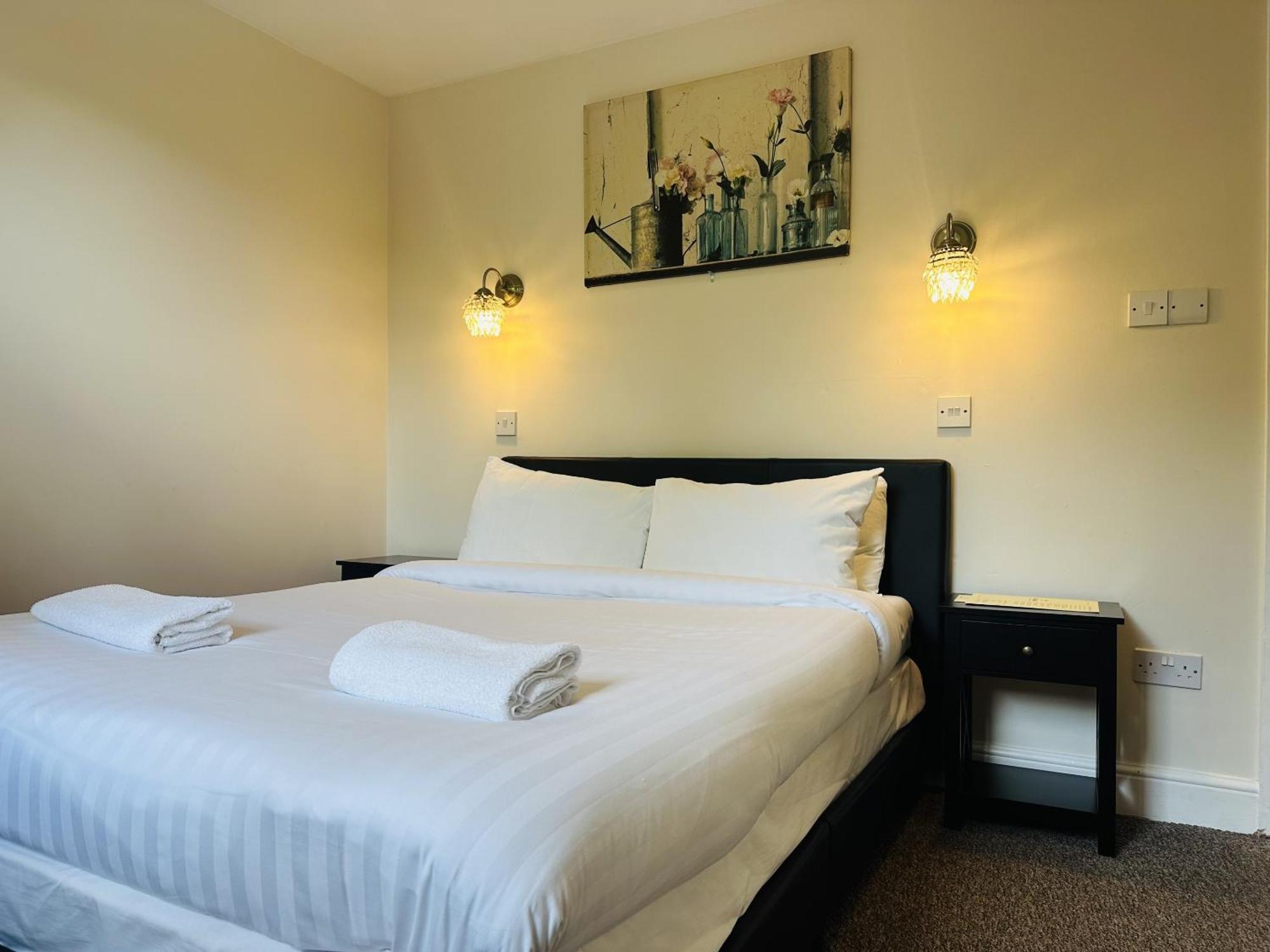 Woodcock Inn Felbridge Экстерьер фото
